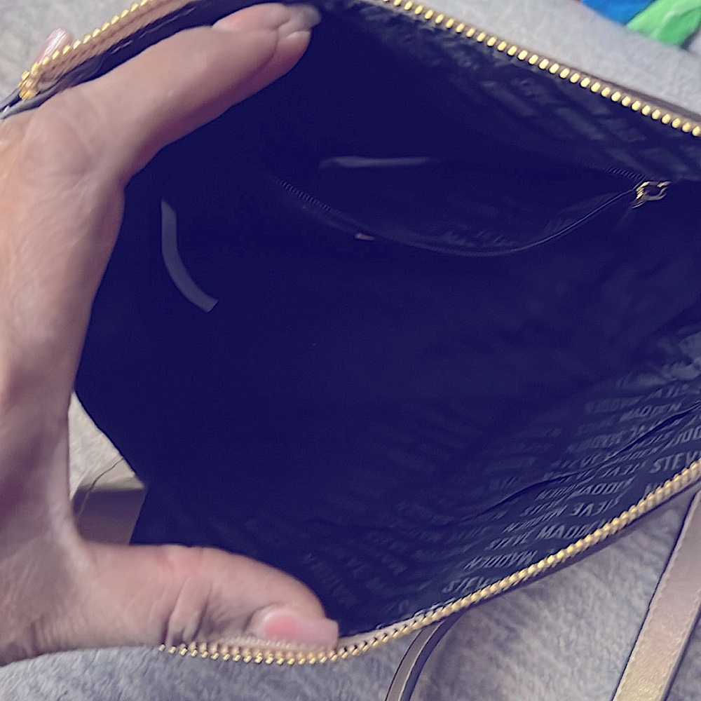 New Steve Madden Purse - Picture 2 of 4